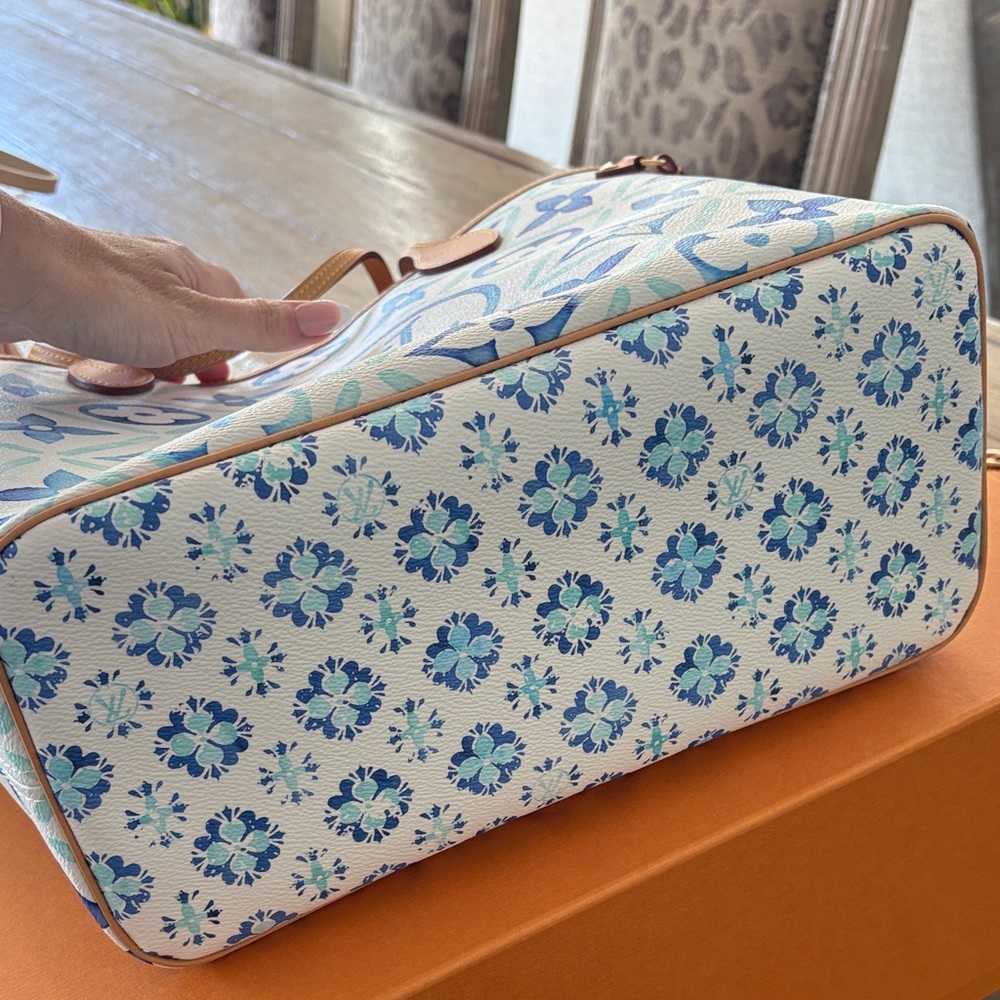 Louis Vuitton Blue & White Monogram Lagoon Canvas Tote - Picture 7 of 8